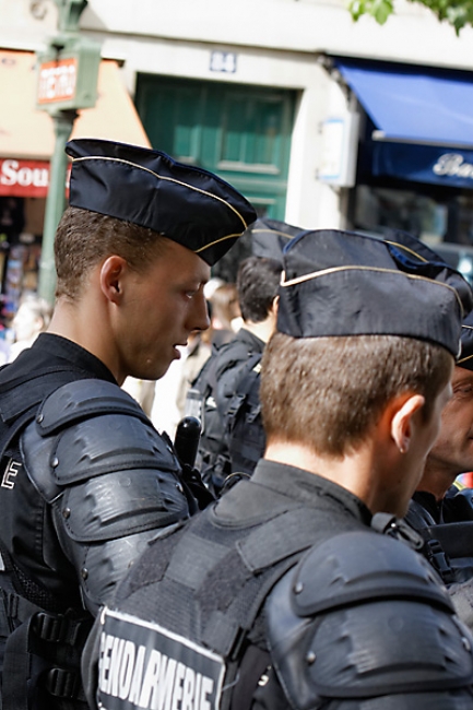 Gay pride Paris JUN13-286